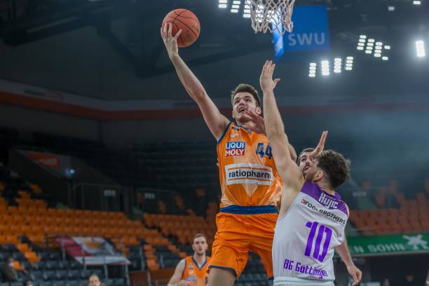 由滑取得优 由滑取得优