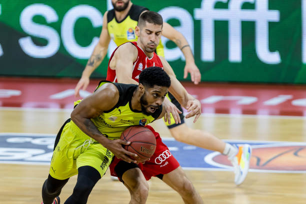 浓厚兴趣 浓厚兴趣