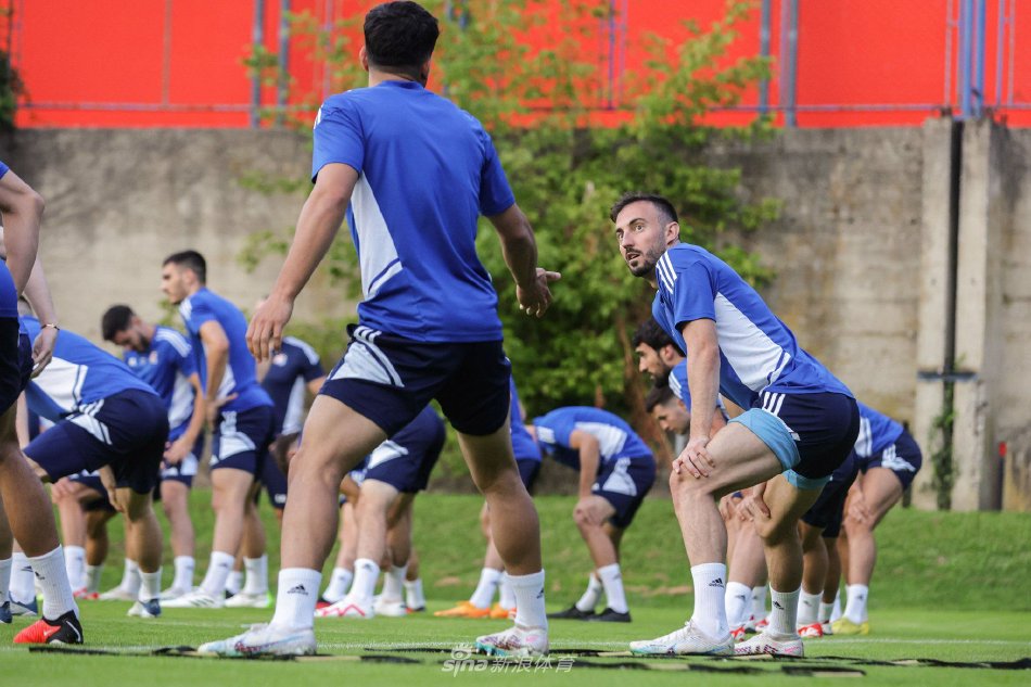 将继续凭借 将继续凭借