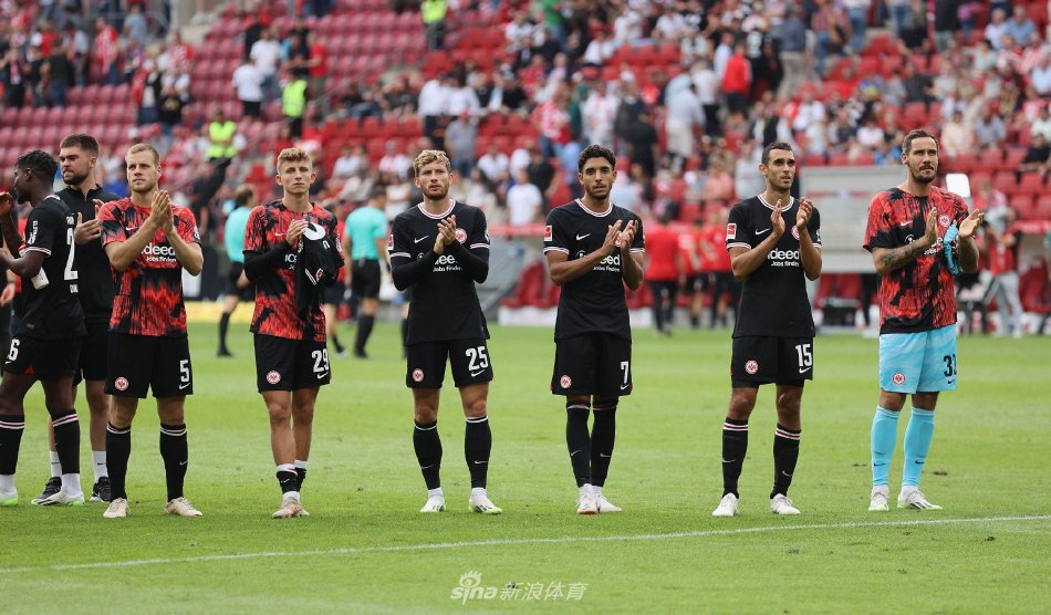 而在欧冠这 而在欧冠这