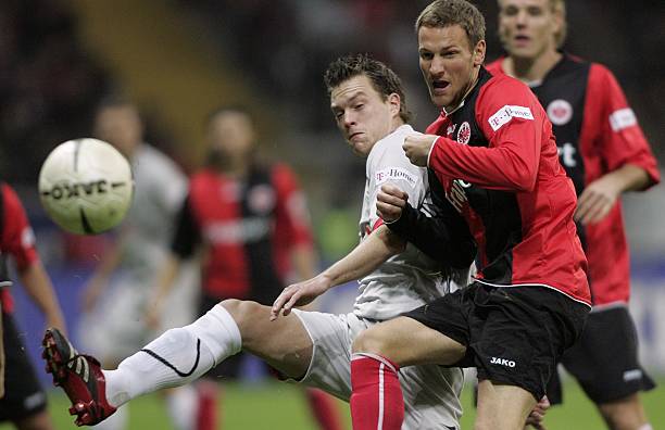 半场双响，亚马尔巴萨生涯第二次上演梅开二度